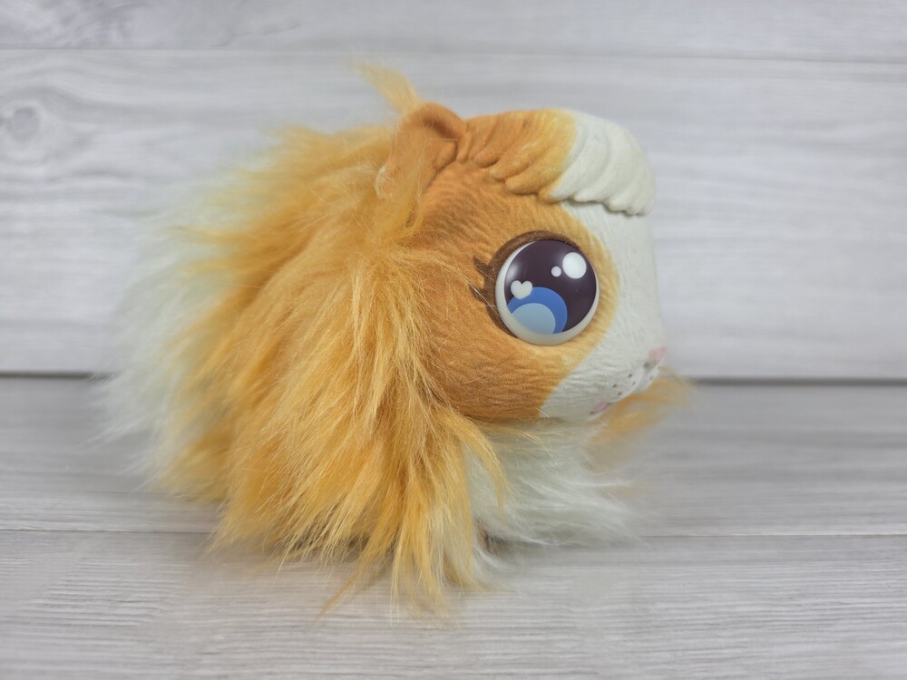 Zhu Pets Electronic Plush and Plastic Guinea Pig Works SU43